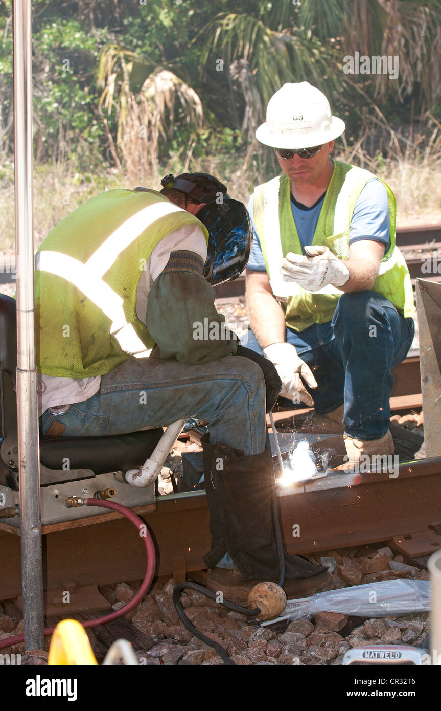 Permanent way maintenance hires stock photography and images Alamy