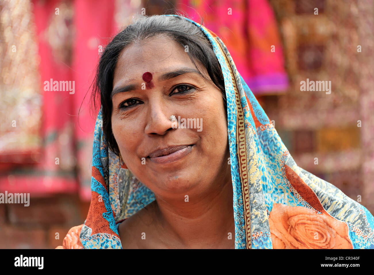 India delhi woman hi-res stock photography and images - Alamy