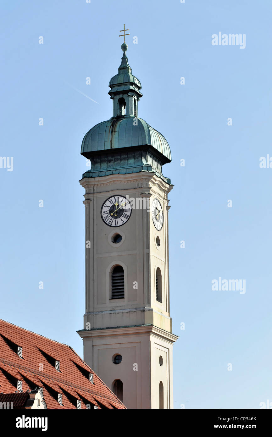 Spire, Heilig-Geist Kirche, Church of the Holy Spirit, 1392, Viktualienmarkt, Munich, Bavaria, Germany, Europe Stock Photo