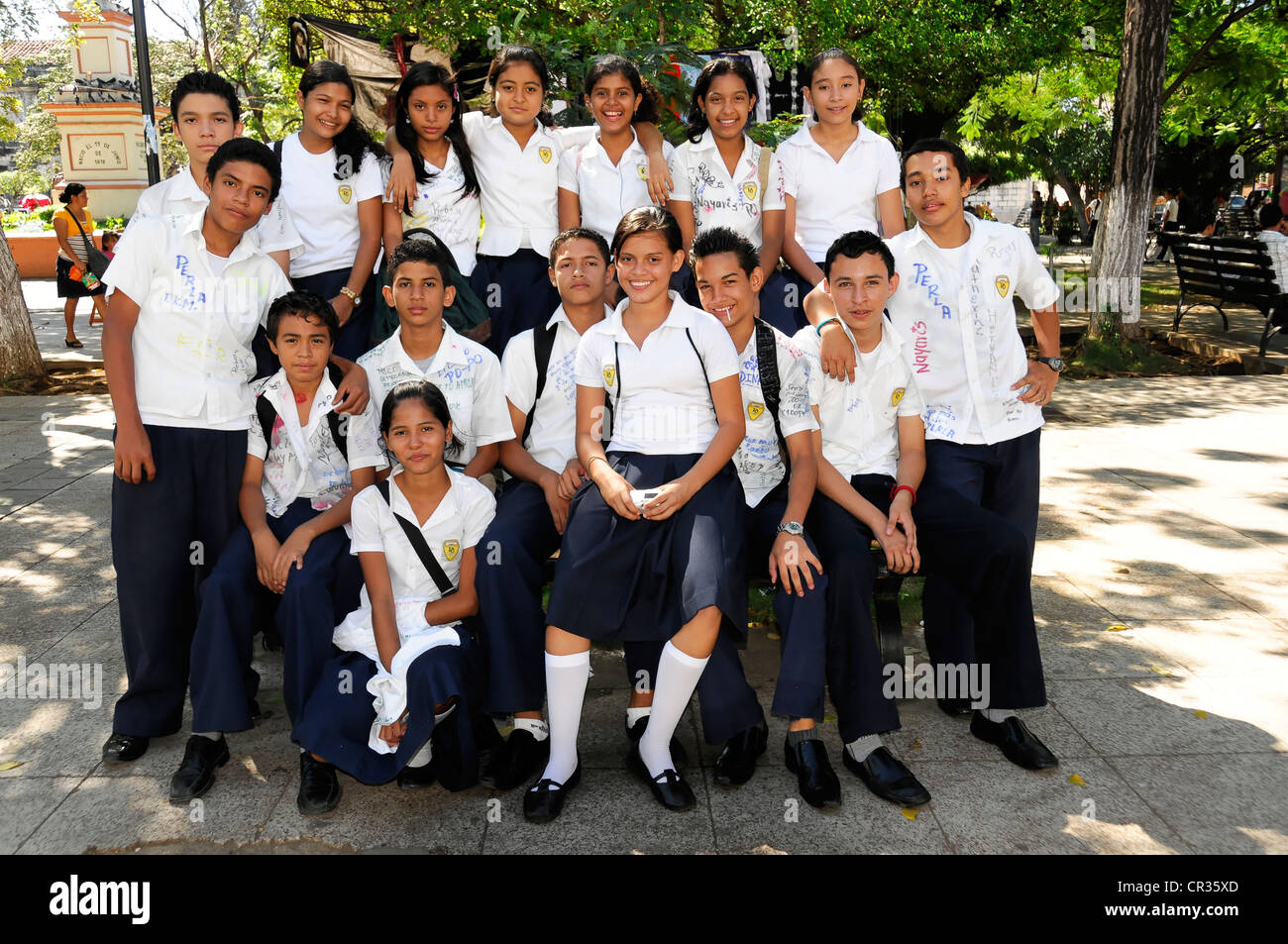At the end of term, students are having a group picture taken before going on holiday, Leon, Nicaragua, Central America Stock Photo