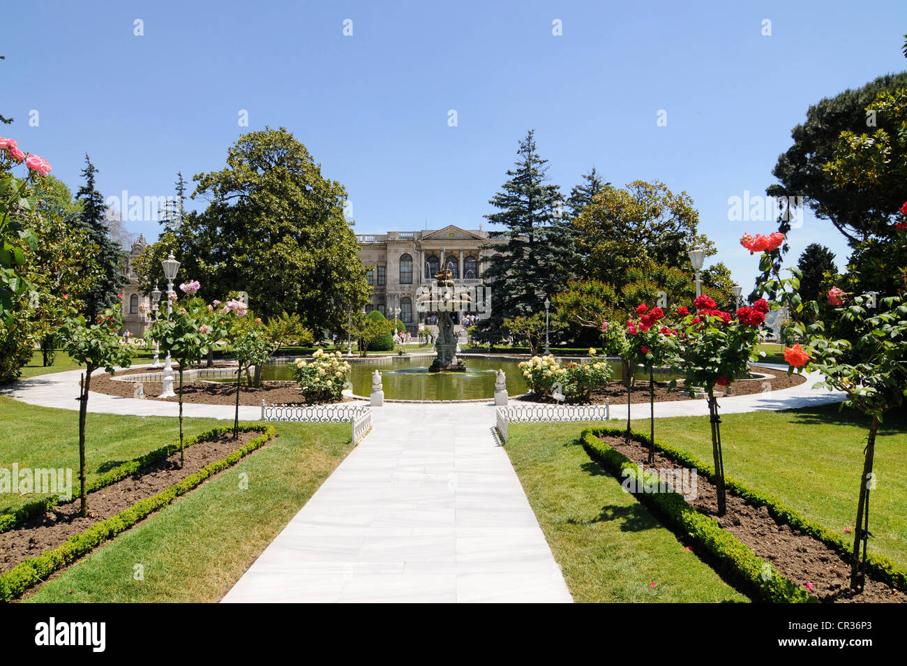 Swan fountain, park, Dolmabahçe Palace, Istanbul, Turkey, Europe Stock Photo