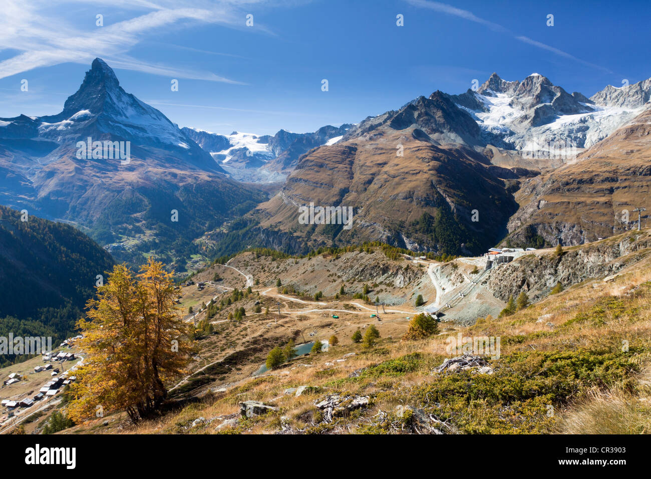 Mt Matterhorn, 4478 m, in autumn with Sunnegga mountain station and Leisee lake, seen from Blauherd, Zermatt, Canton Valais Stock Photo