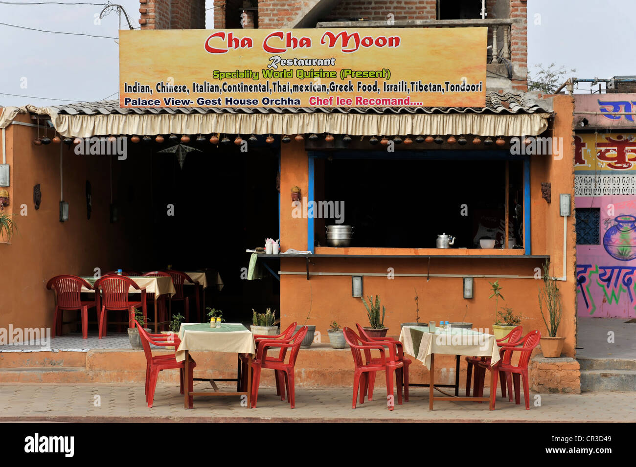 Moon Restaurant High Resolution Stock Photography And Images Alamy Moon Restaurant High Resolution Stock Photography And Images Alamy