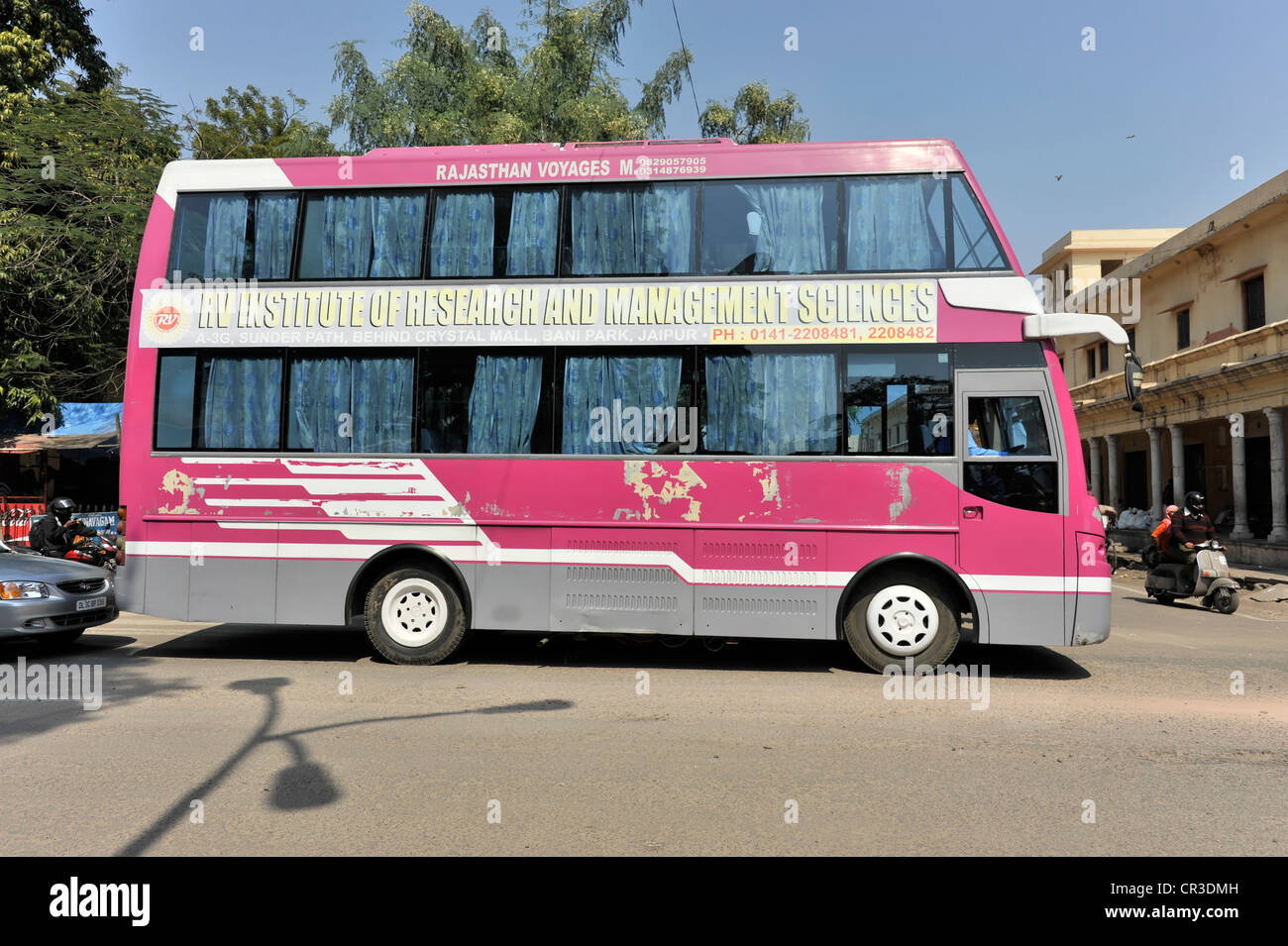 jaipur tourist bus