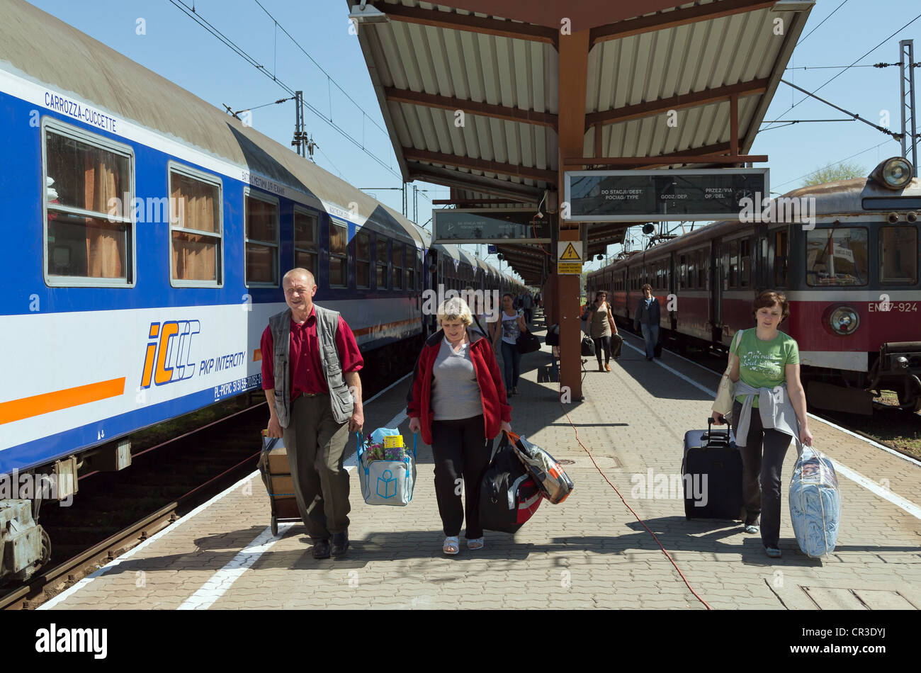 Arriving travellers at the central train station in Przemysl, Poland Stock Photo