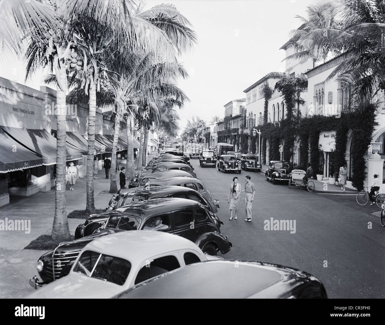 Looking westward on Worth Avenue in Palm Beach, Florida, where the smart shops patronized by socialites are located, 1941 Stock Photo