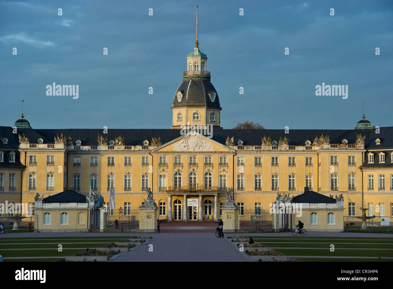Karlsruhe Palace Hi res Stock Photography And Images Alamy Karlsruhe Palace Hi res Stock Photography And Images Alamy