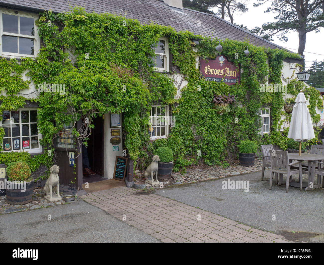 Award Winning Groes Inn near Conwy North Wales dating from 1573 Stock Photo