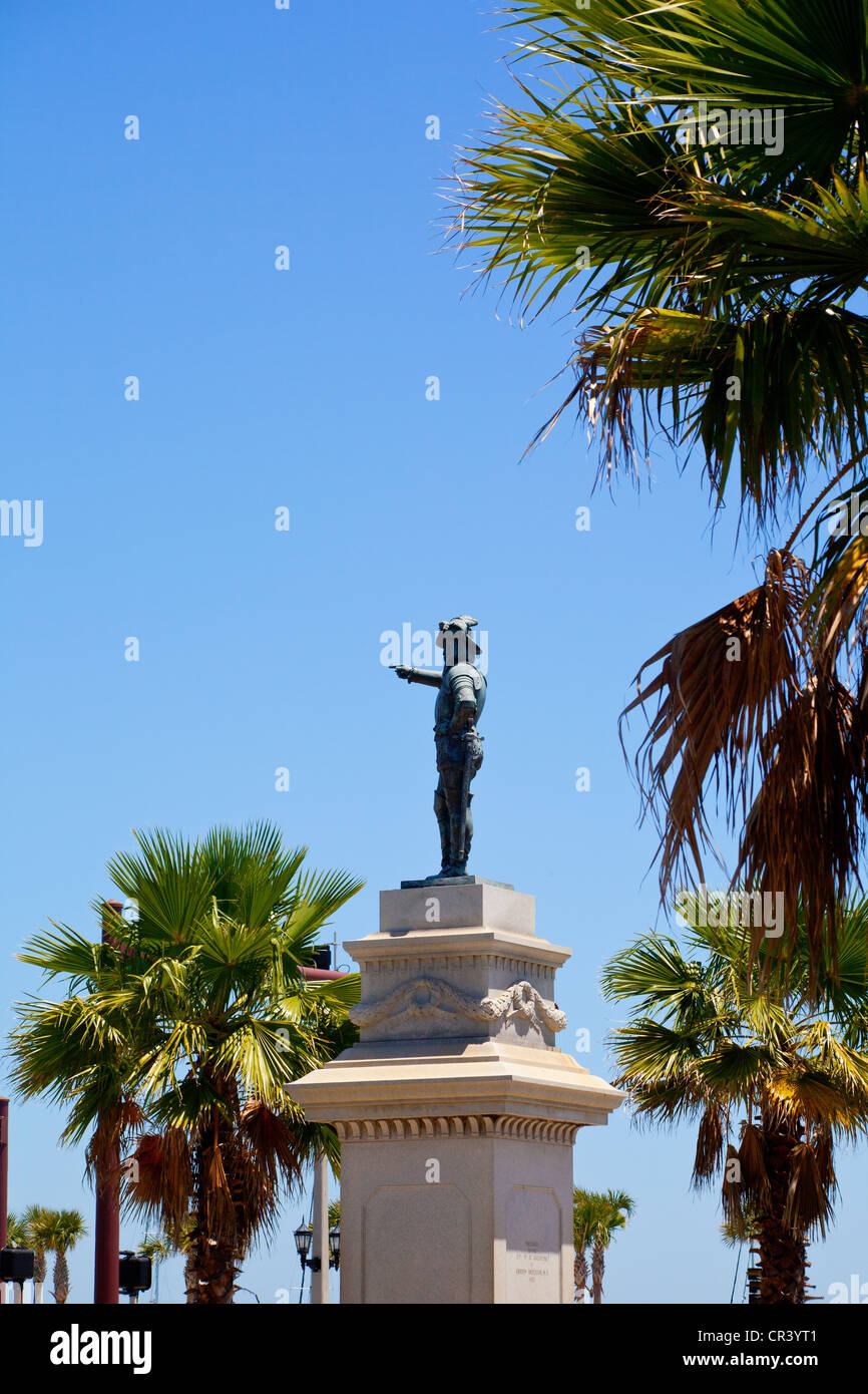 A statue of Ponce de Leon In St. Augustine, Florida Stock Photo Alamy
