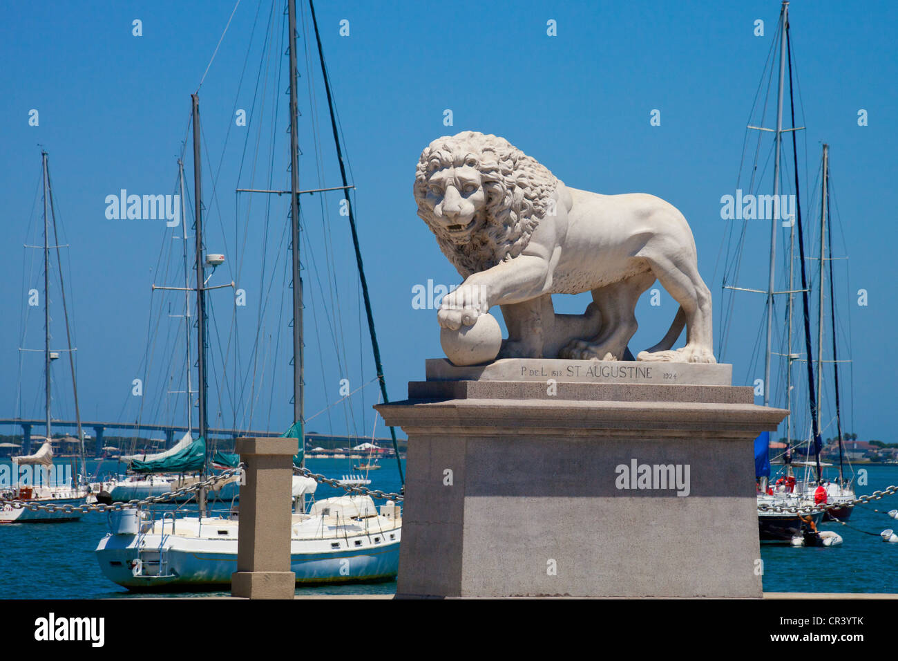 Sculpture of a marble Medici lion at the Bridge of Lions, St Augustine, Florida Stock Photo