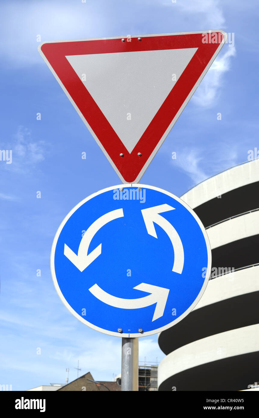 Traffic signs, give way on a roundabout, Dortmund, Ruhr Area, North