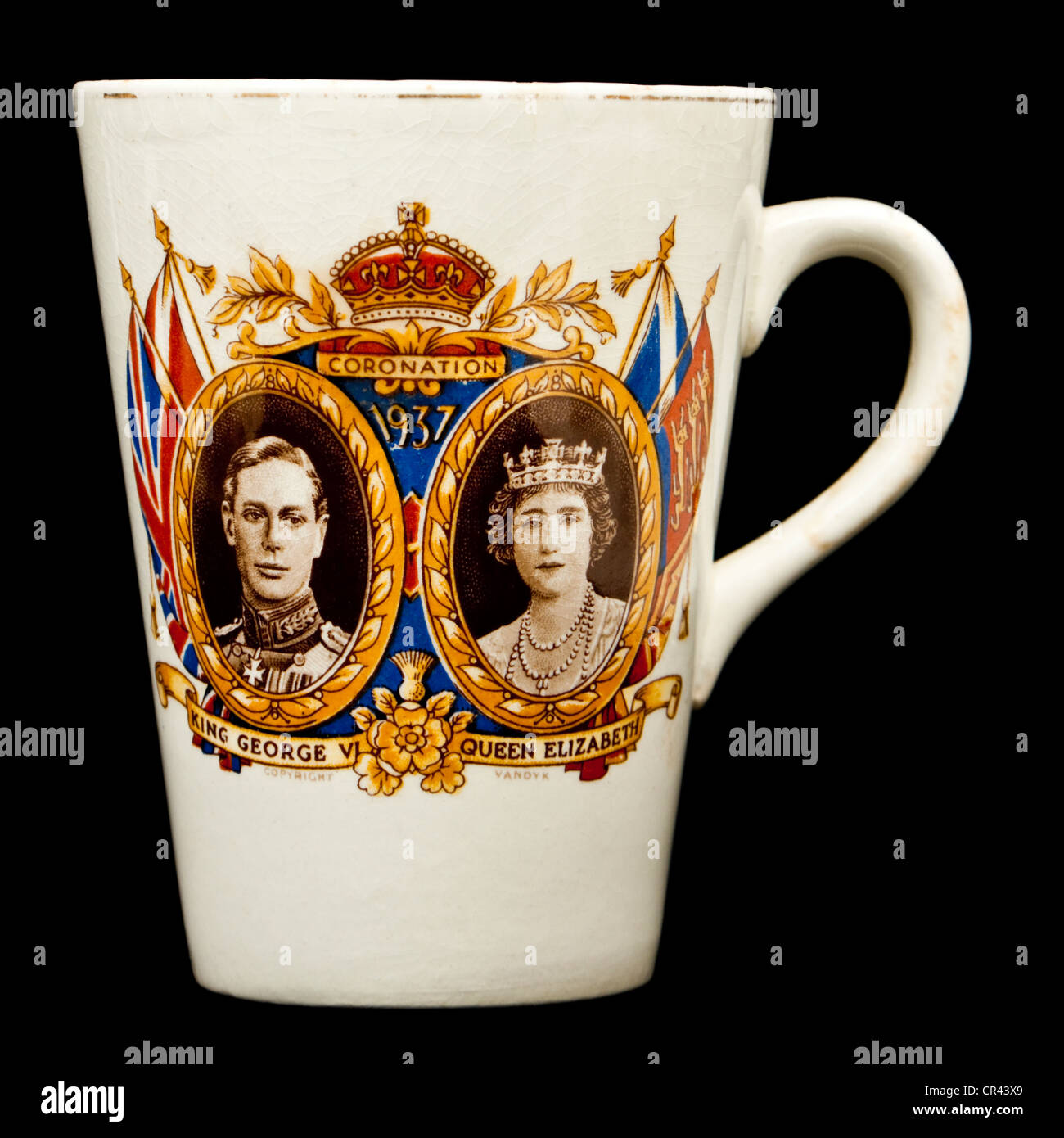 King Vi Coronation Beaker Clipart