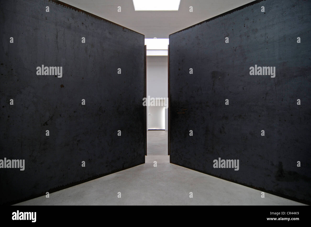 Metal sculpture by Richard Serra, Situation Kunst art museum of the Ruhr-Universitaet university, Max Imdahl, Haus Weitmar Stock Photo