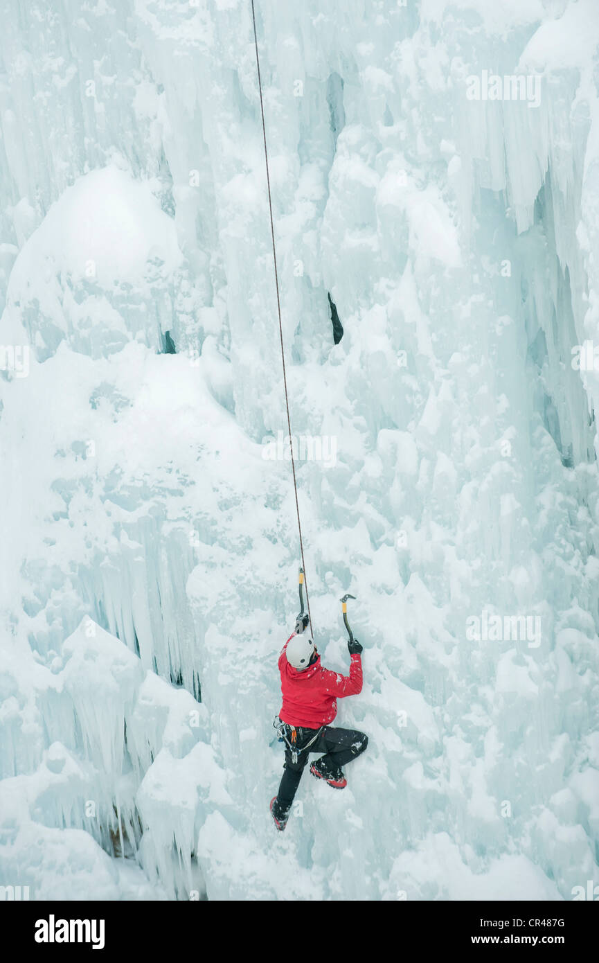Man ice climbing hi-res stock photography and images - Alamy