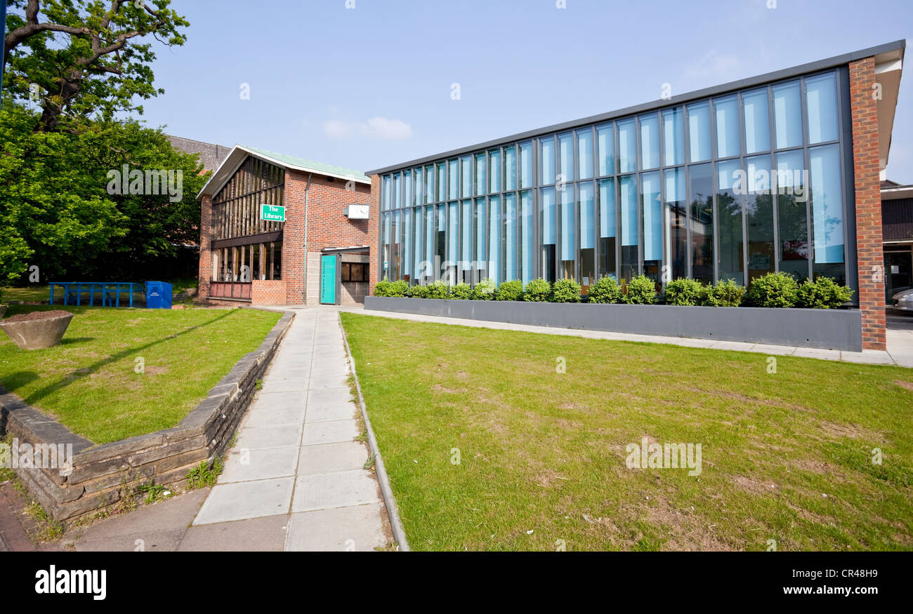 Edgware library, Edgware, Middlesex, England, UK Stock Photo Alamy