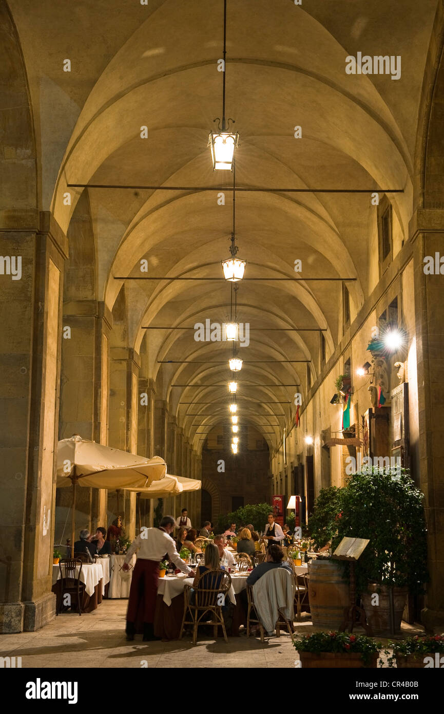 Italy, Tuscany, Arezzo, Piazza Grande, archways of the Palazzo delle Logge by Giorgio Vasari, also called Vasari Loggia Stock Photo