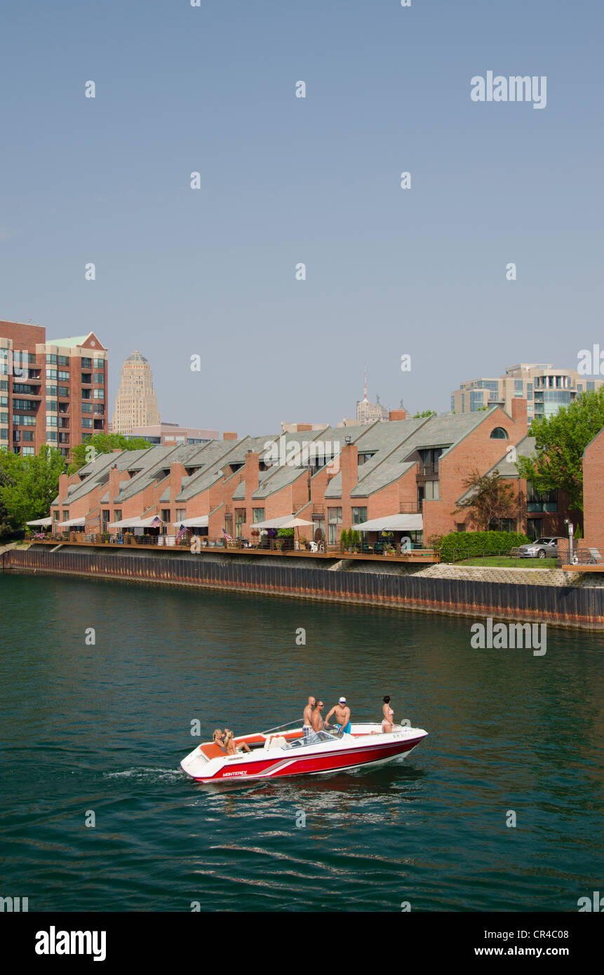 New York, Buffalo, Lake Erie. Waterfront marina area with historic