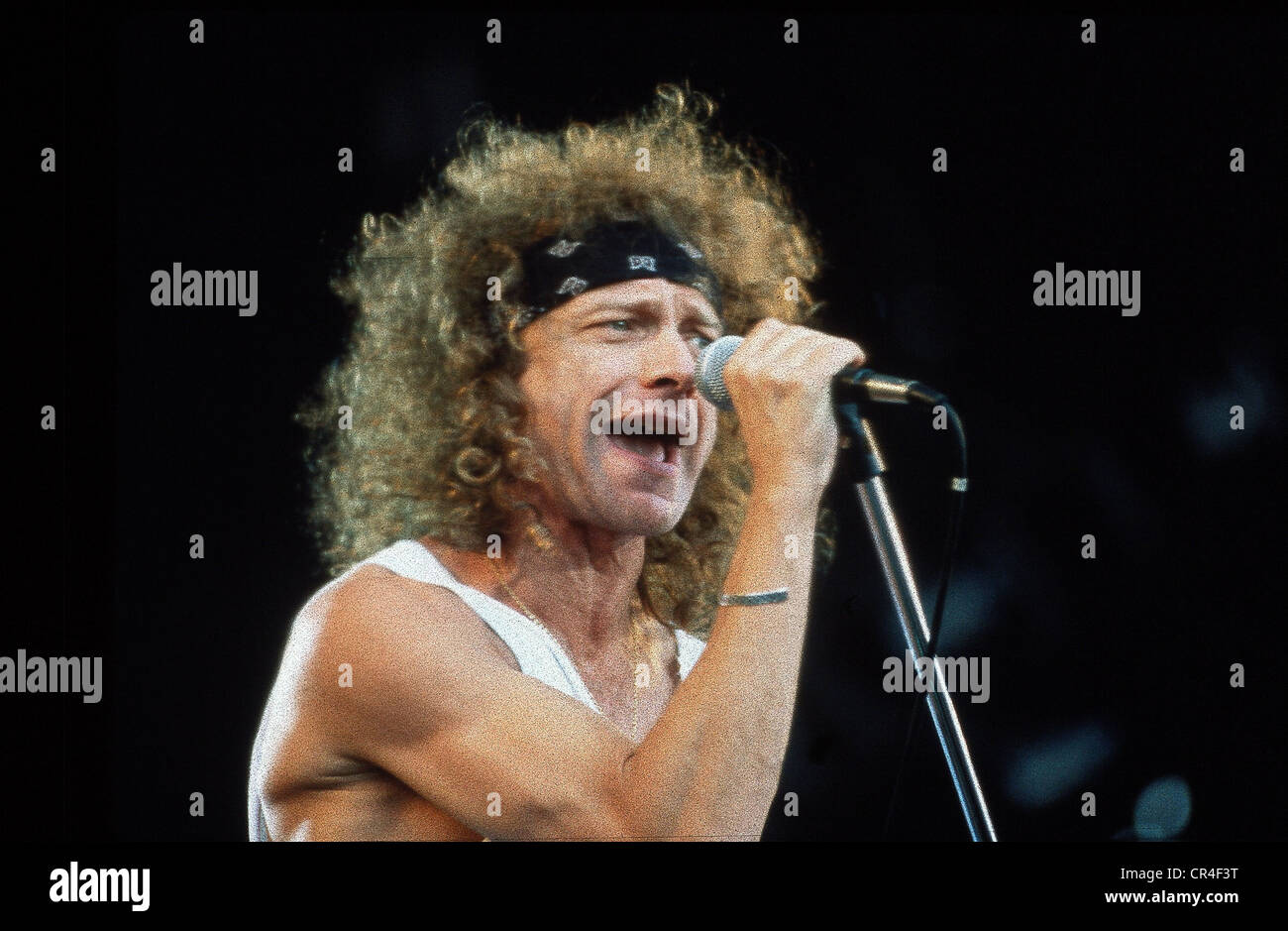 Foreigner, US rock band, formed in 1976, singer Mick Jones on stage