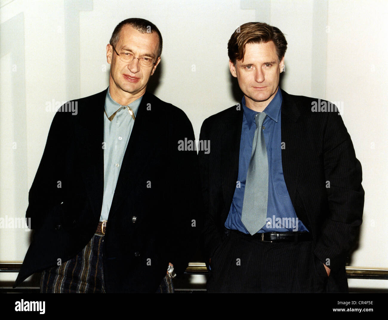 Wenders, Wim, * 14.8.1945, German director and producer, half length, with Bill Pullman, presenting his new movie 'The End of Violence', 1997, Stock Photo
