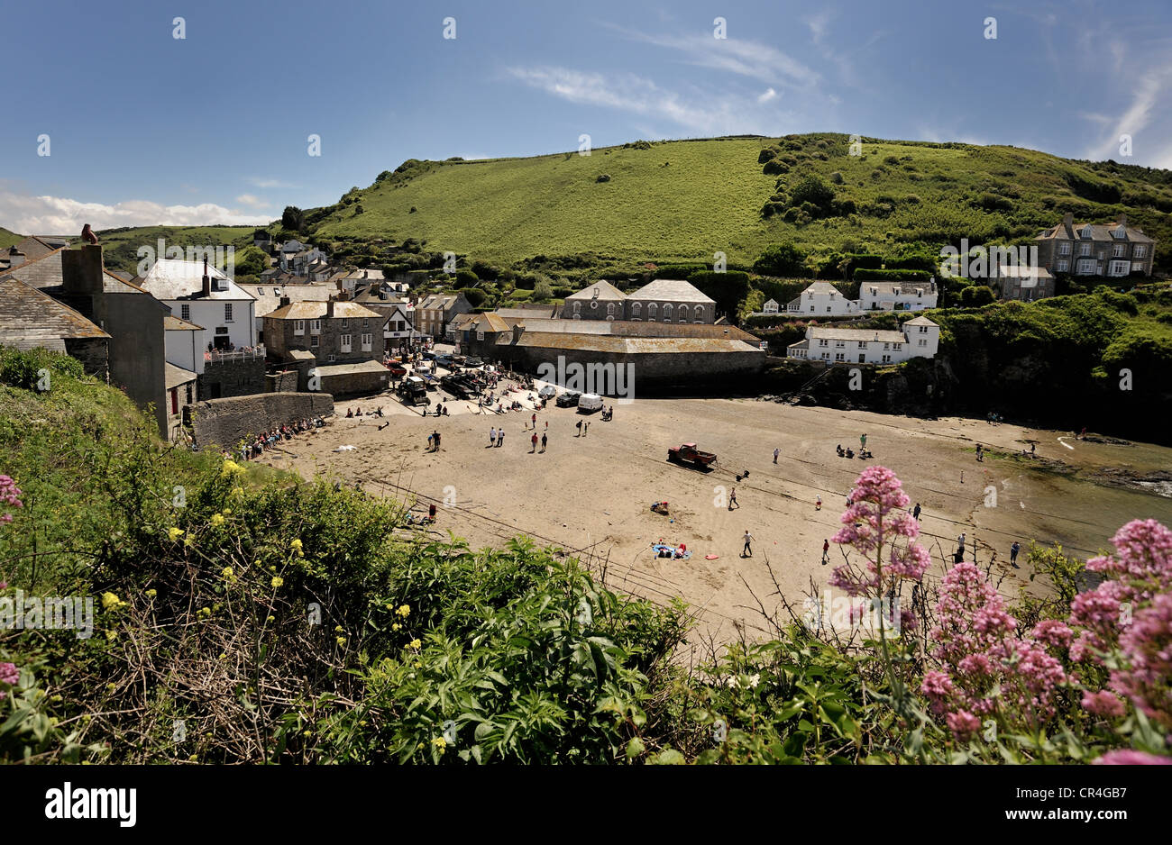 Post Isaac Harbour beach and houses Stock Photo Alamy