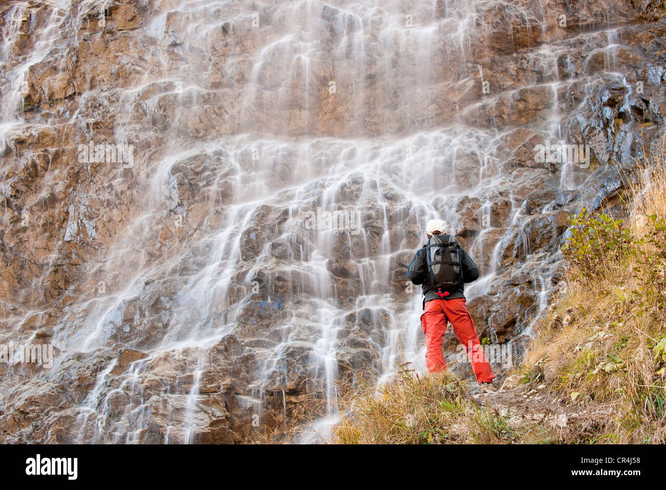 France, Hautes Alpes, Vallee du Valgaudemar, Voile de la Mariee cascade  Stock Photo - Alamy