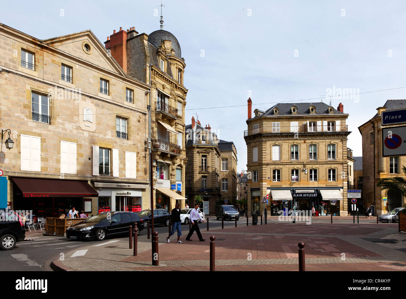 Babes in Brive-la-Gaillarde