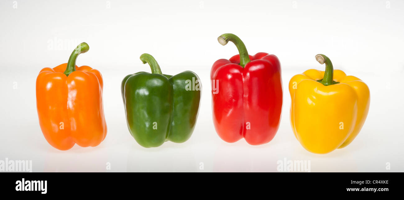 Red orange yellow green peppers hi-res stock photography and images - Alamy