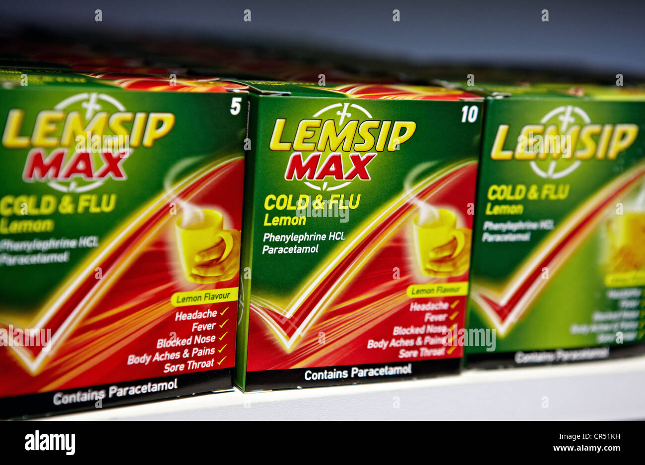 Lemsip Max cold and flu lemon pictured on a supermarket shelf. Lemsip provides relief from the symptons of flu and colds. Stock Photo