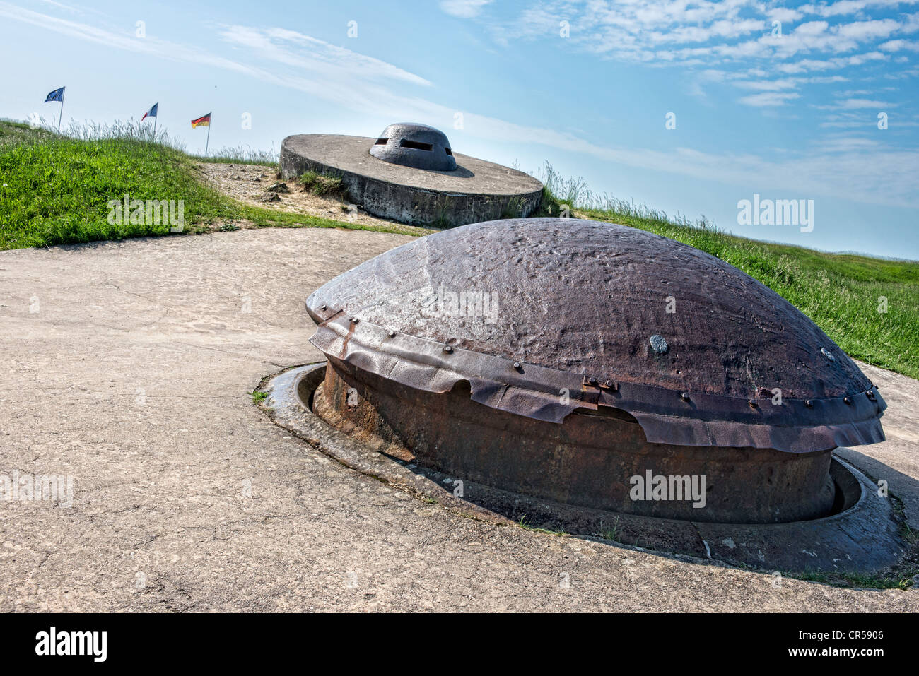 A gun turret and observation point at fort Douaumont, Verdun, Lorraine, France Stock Photo