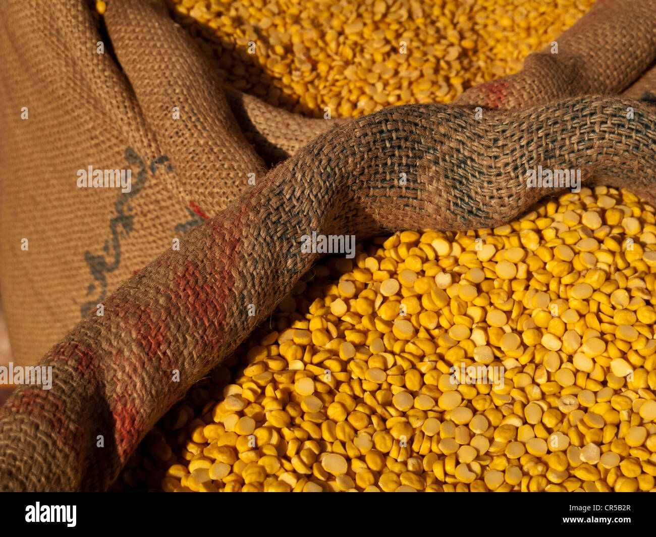 Pulses for Dal at the spice wholesale market in Old Delhi, Delhi, India, Asia Stock Photo