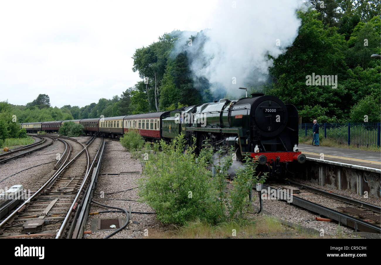 The Cathedrals Express passing Ascot Station -1 Stock Photo