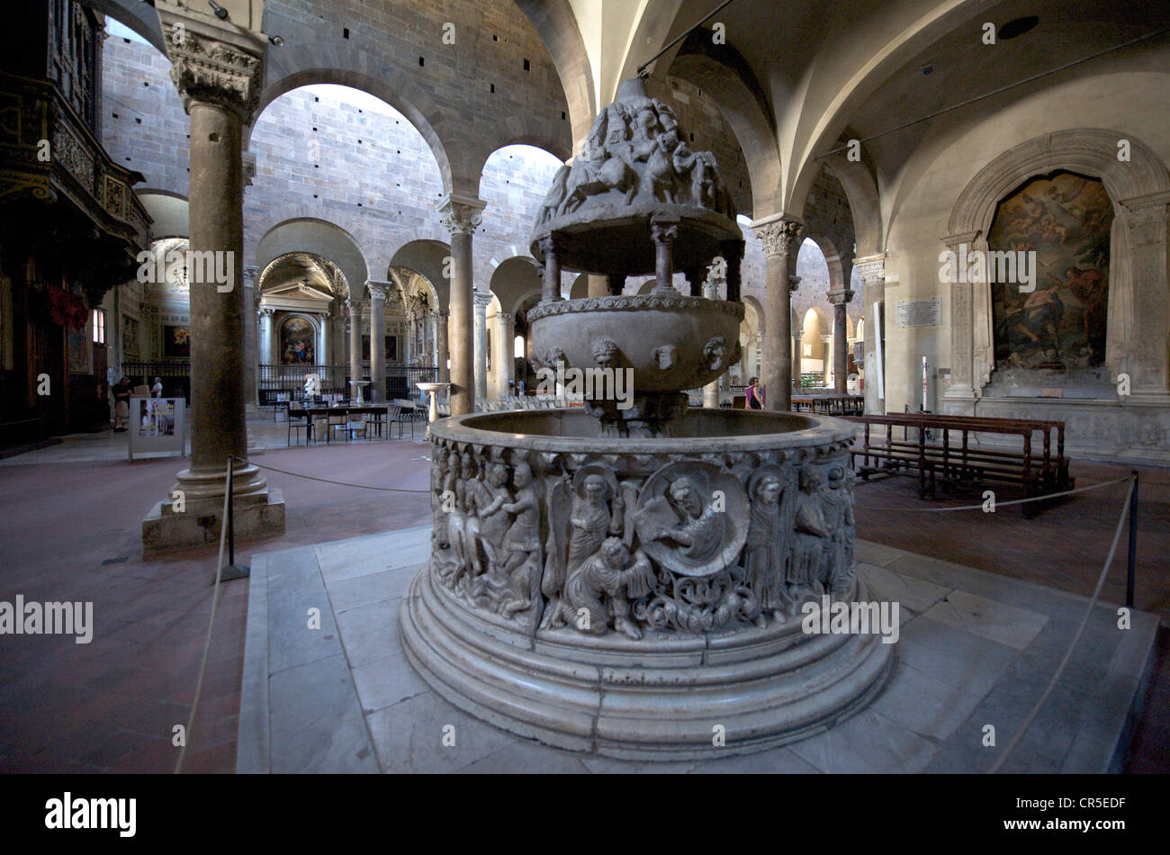 Italy, Tuscany, Lucca, San Frediano Church, Romanesque lustral fountain