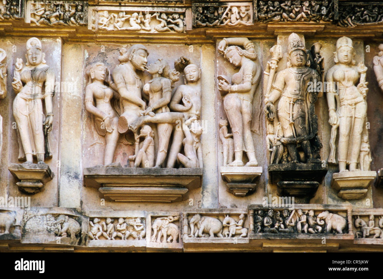 Stone carvings depicting scenes from the Kamasutra, Khajuraho temples,  Khajuraho, Madhya Pradesh, India, Asia Stock Photo - Alamy