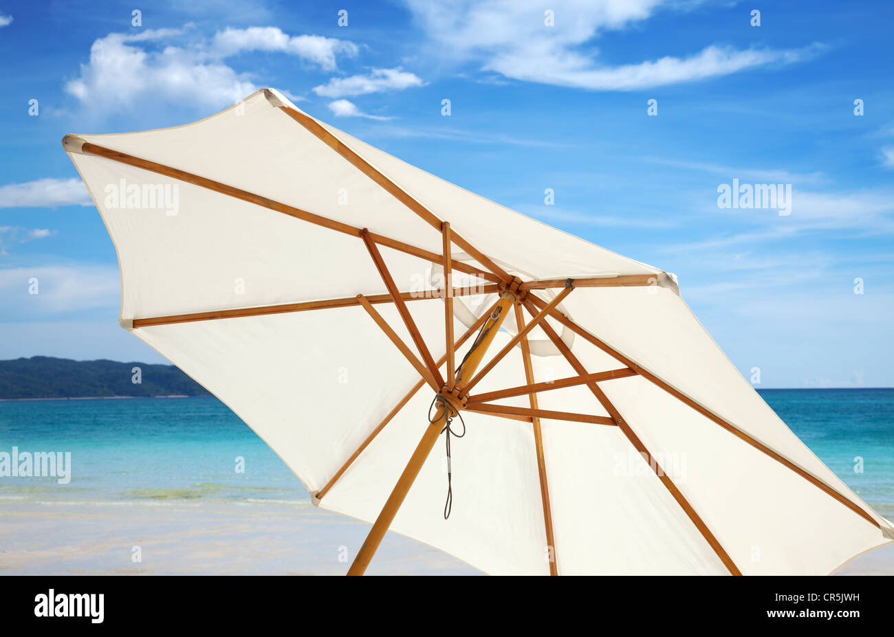 black patio umbrella with solar lights HOOOWOOO Outdoor Patio Umbrella with Solar LED Light