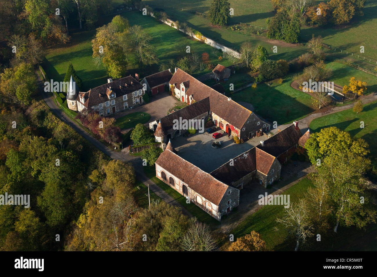 France, Orne, Batilly, Mesnil Glaise, Ferme Saint Roch, bord de l'Orne