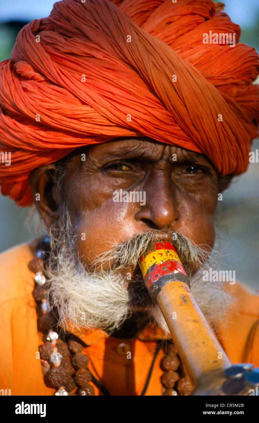 Snake charmer at Pushkar, Rajasthan, India, Asia Stock Photo