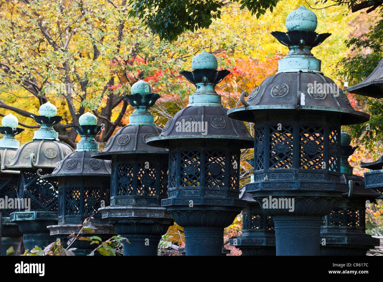 Japan, Honshu Island, Tokyo, the Ueno Park, the Tosho gu Shrine Temple, lanterns Stock Photo