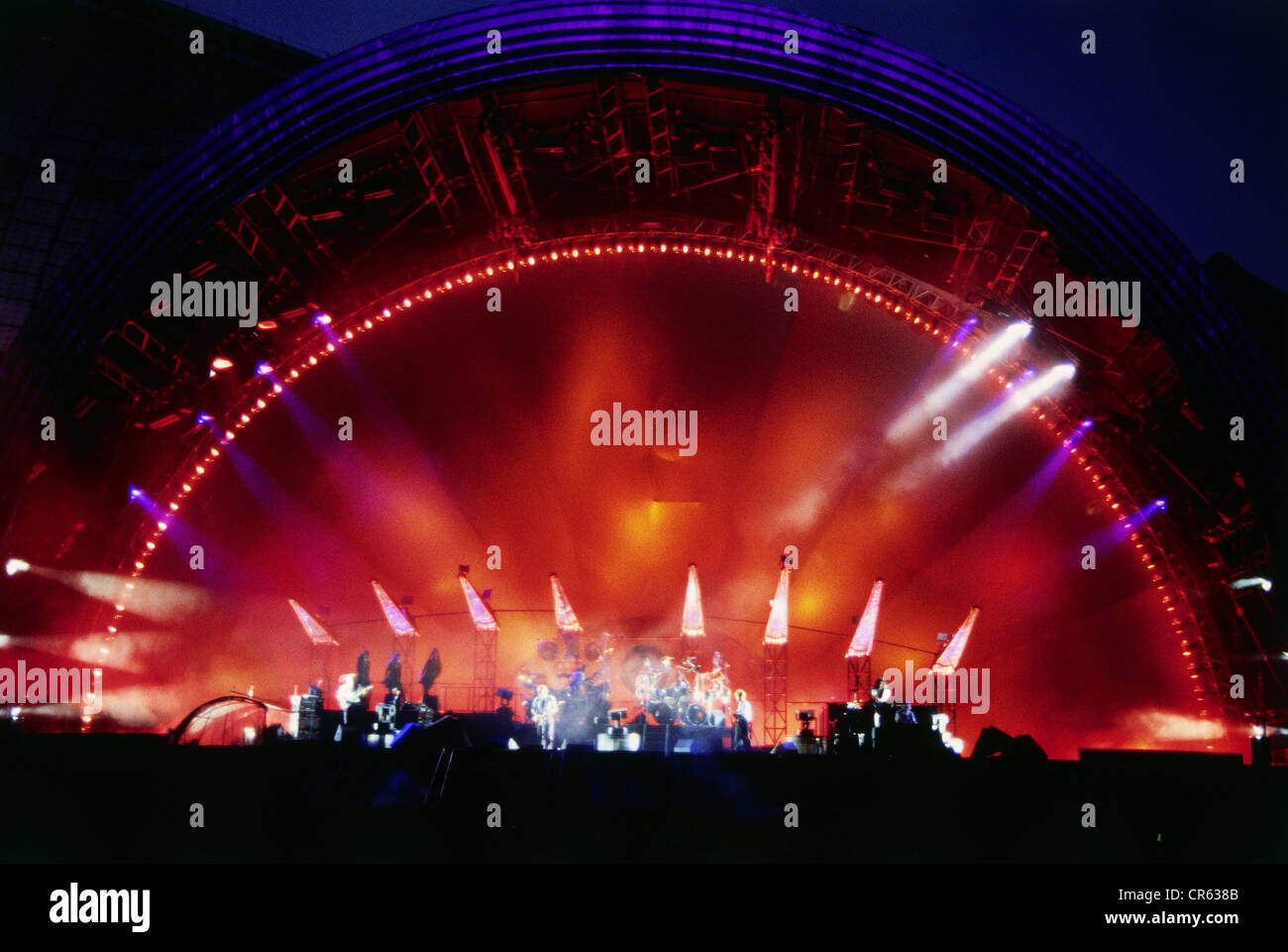 Pink Floyd, British pop music band, founded 1965, concert at Olympic  Stadium, Munich, Germany, 1994 Stock Photo - Alamy