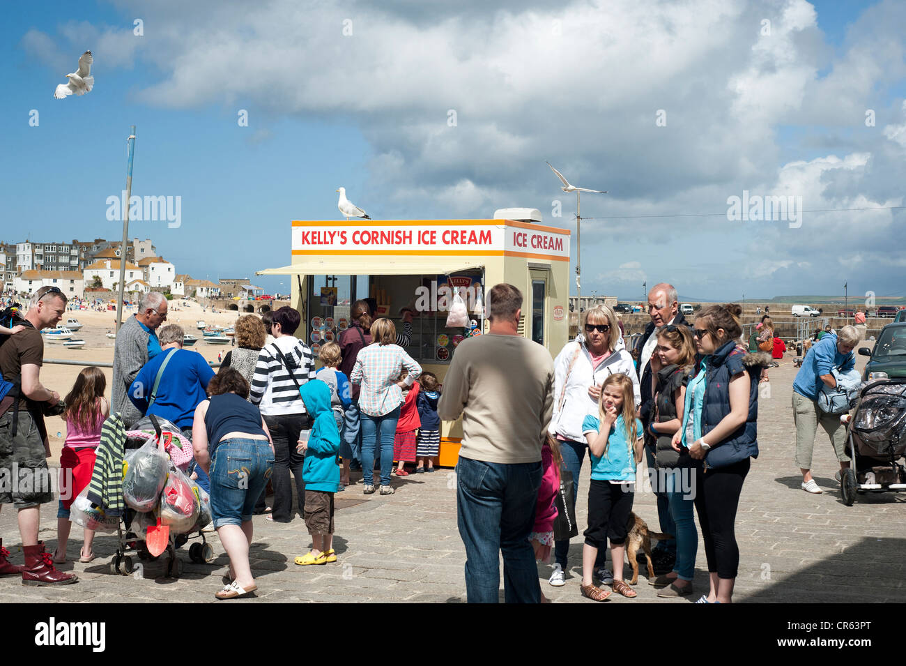 St Ives, Cornwall, England, UK Cornish Ice Cream Stand Stock Photo