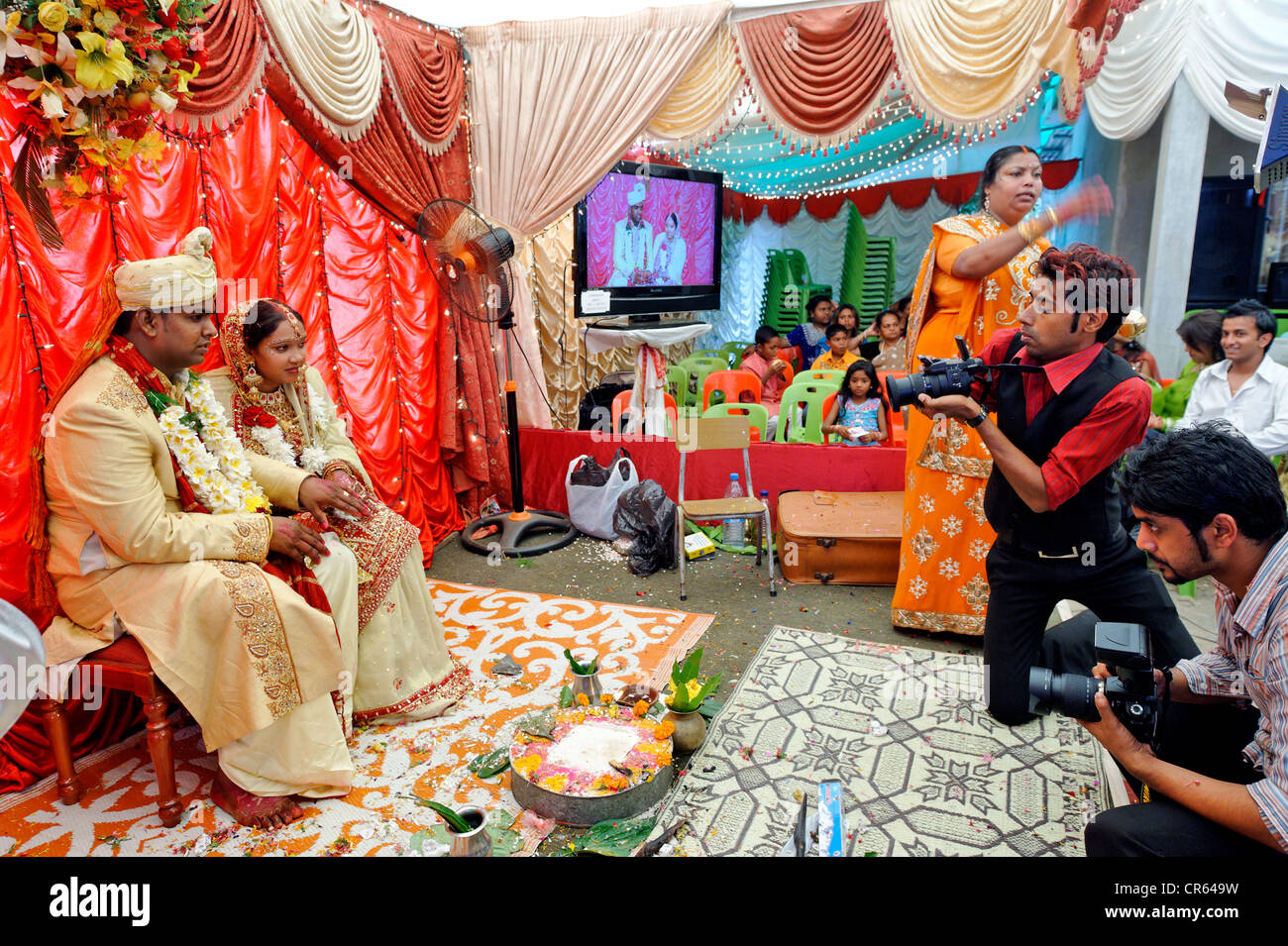 Mauritius, NorthEast Coast, Riviere du Rempart District, Camp Pave, traditional Hindu wedding