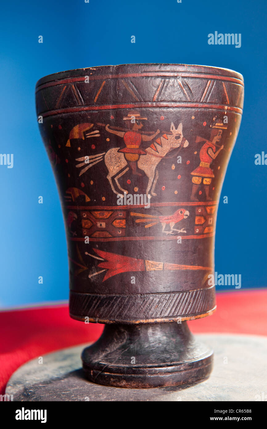 Inca vase hi-res stock photography and images - Alamy
