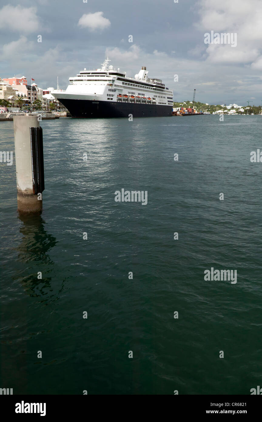 The cruise ship Veendam, is moored up at No.1 Passenger Terminal,  City of Hamilton, Bermuda Stock Photo