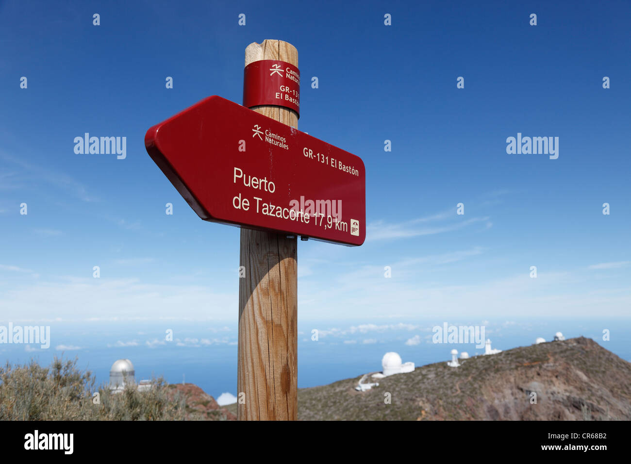 Spain, La Palma, Signpost and observatory at Roque de Los Muchachos Stock Photo