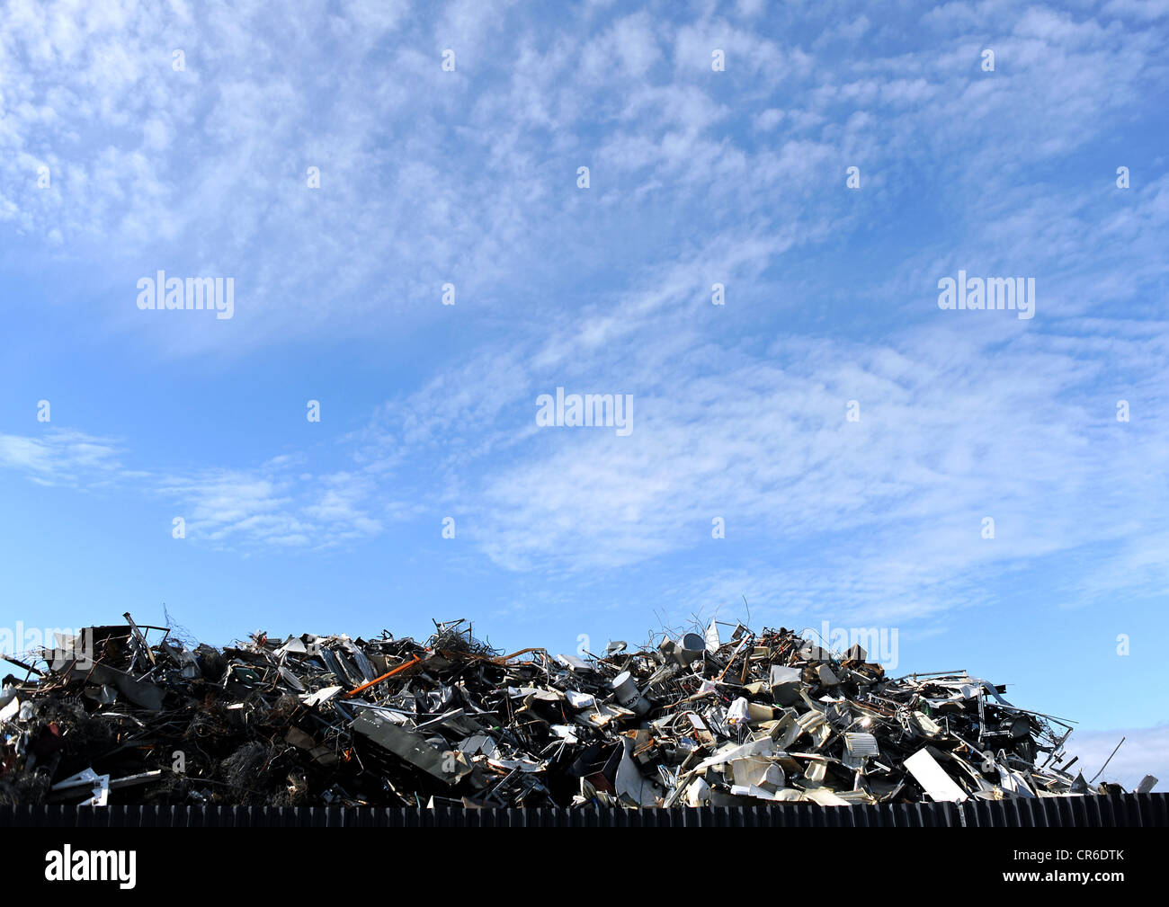 Scrap car breaker's yard pile hires stock photography and images Alamy