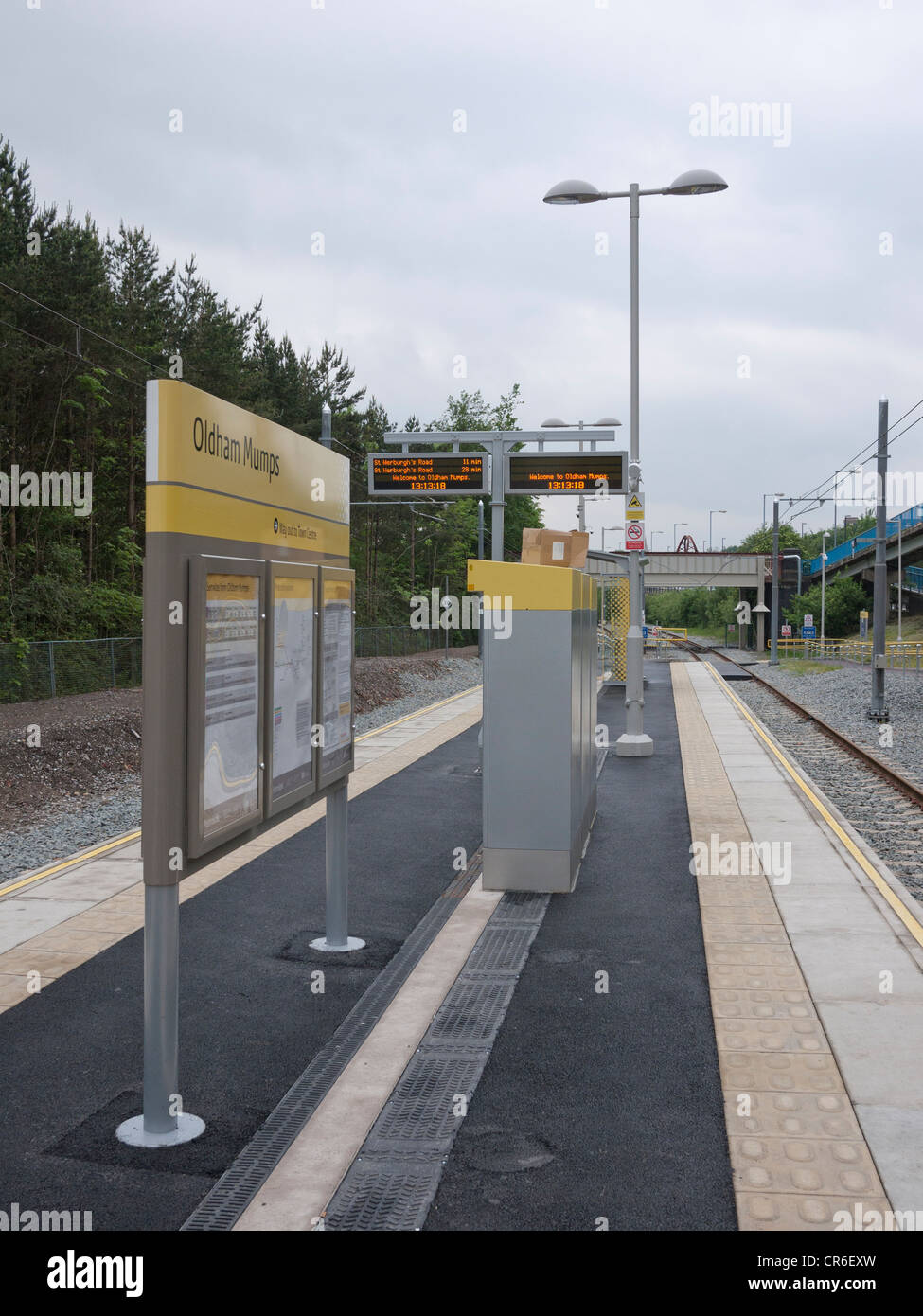 Manchester metrolink ticket machines hi-res stock photography and ...