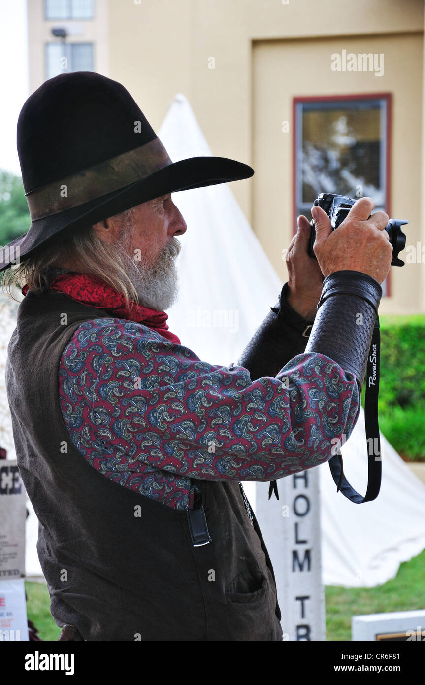 Vintage historical photo cowboy hi-res stock photography and images - Alamy