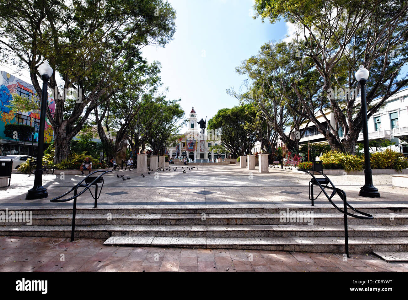 Square Puerto Rico View of Columbus Square, Mayaguez, Puerto Rico Stock Photo - Alamy