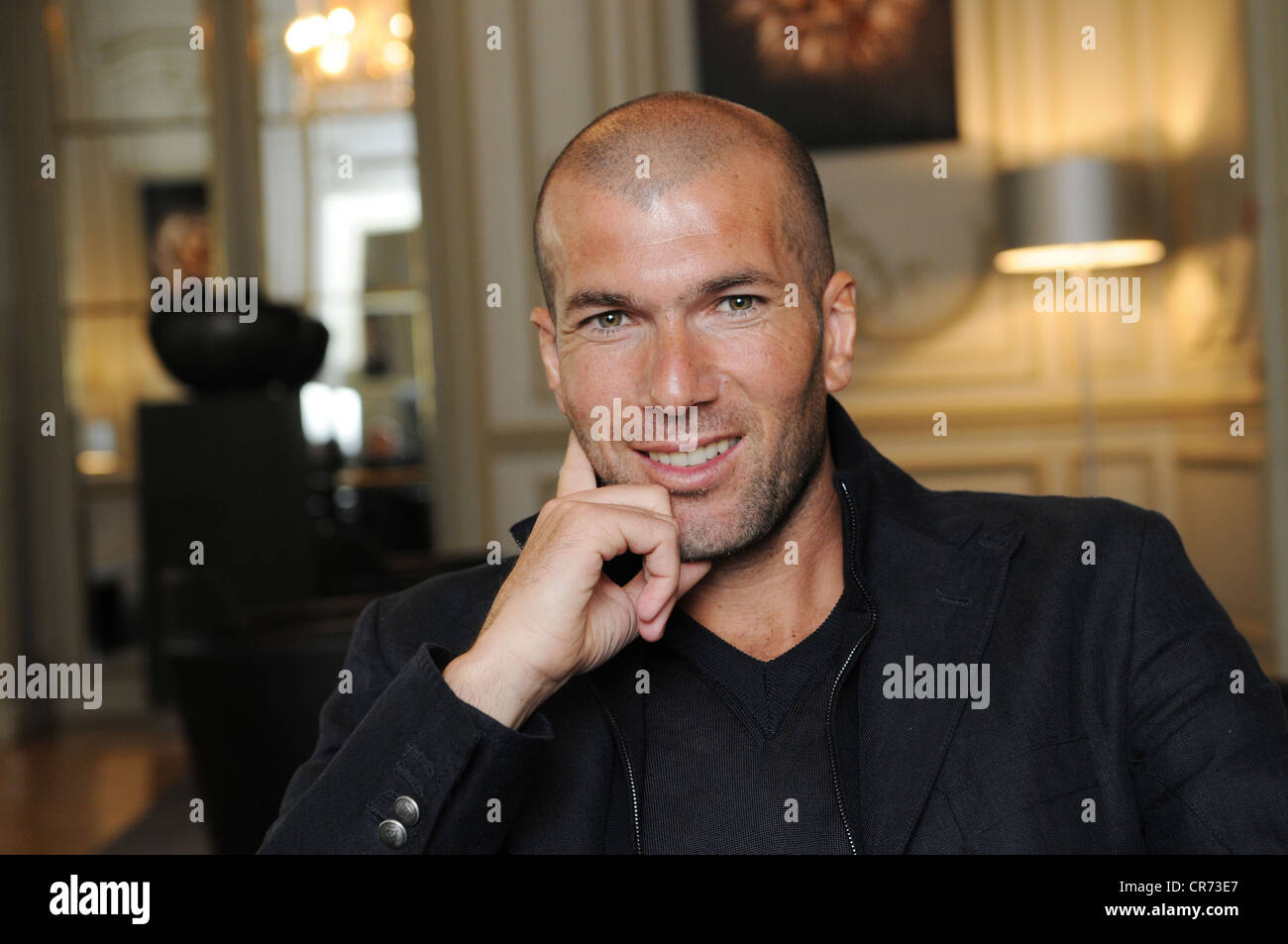 Zidane, Zinedine, * 23.6.1972, French athlete (footballer), during interview, Madrid, 1.4.2008, Stock Photo