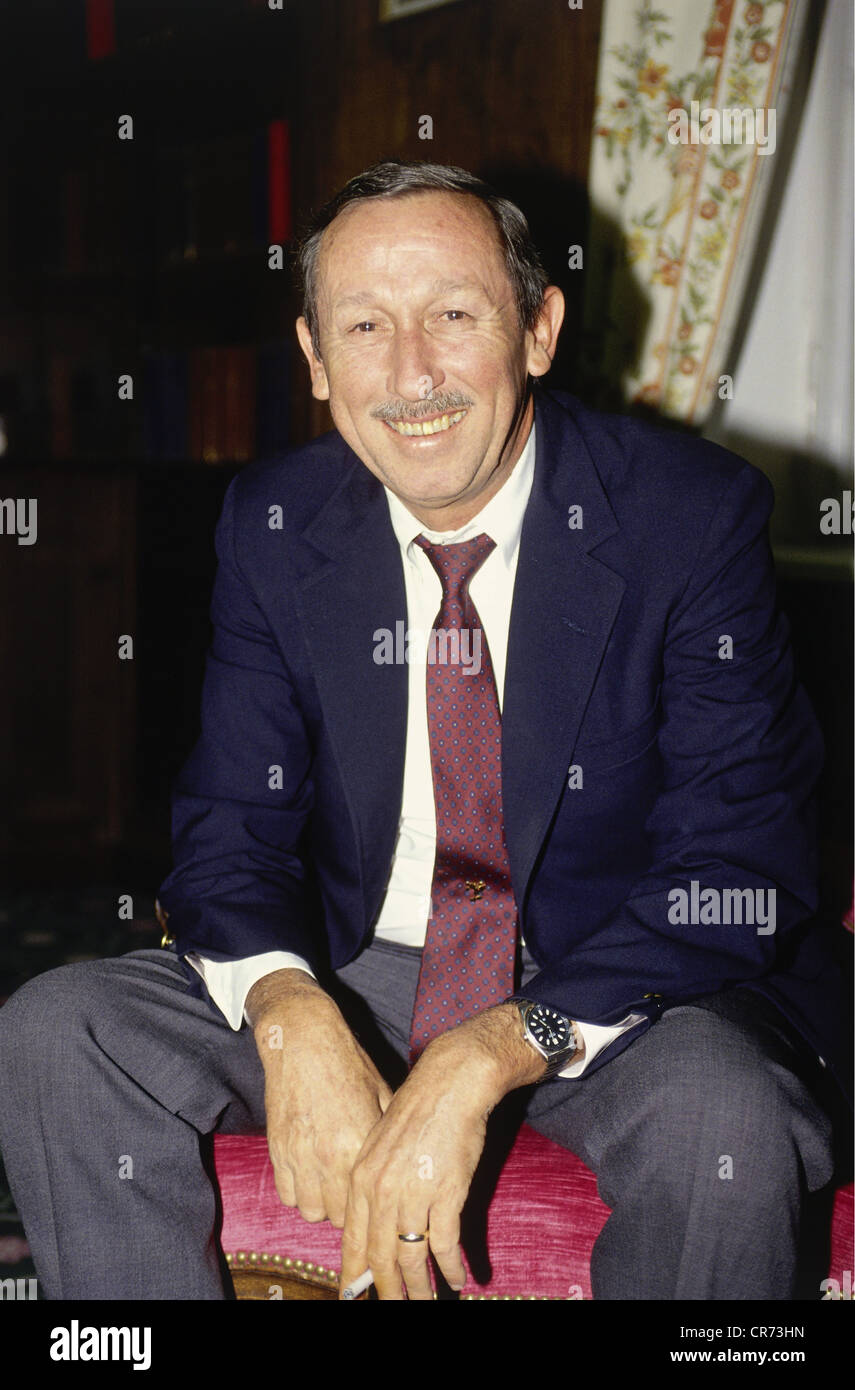 Disney, Roy Edward, 10.1.1930 - 16.12.2009, US businessman, nephew of Walt Disney, half length, 1990s, Stock Photo