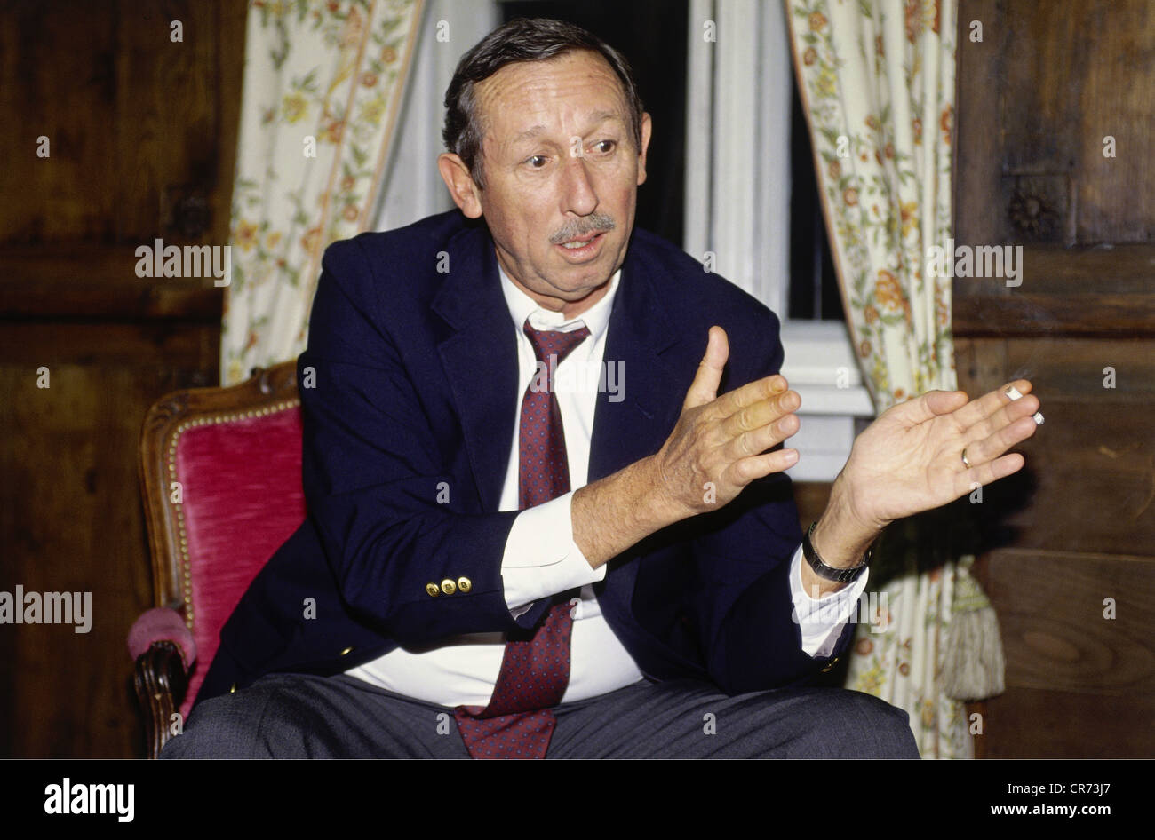 Roy disney walt disney hi-res stock photography and images - Alamy